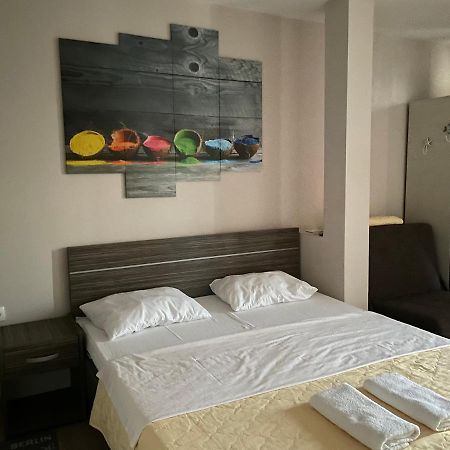 Apartments Lati Улцин Екстериор снимка
