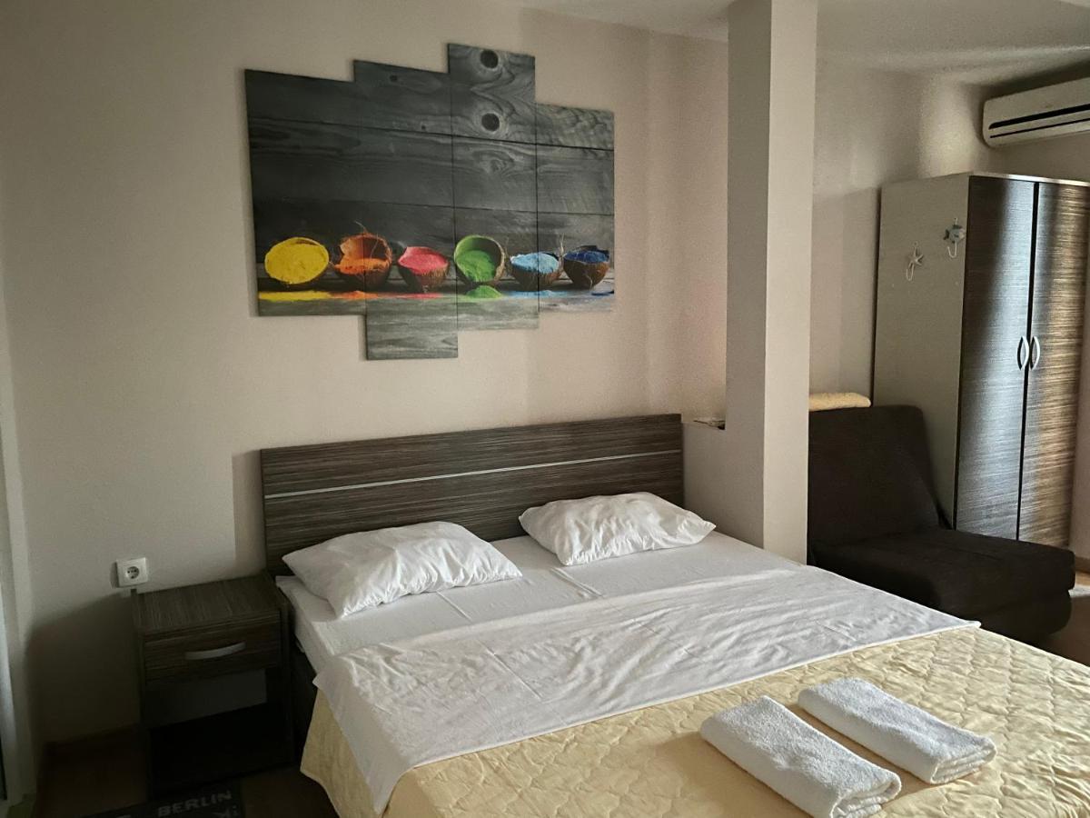 Apartments Lati Улцин Екстериор снимка