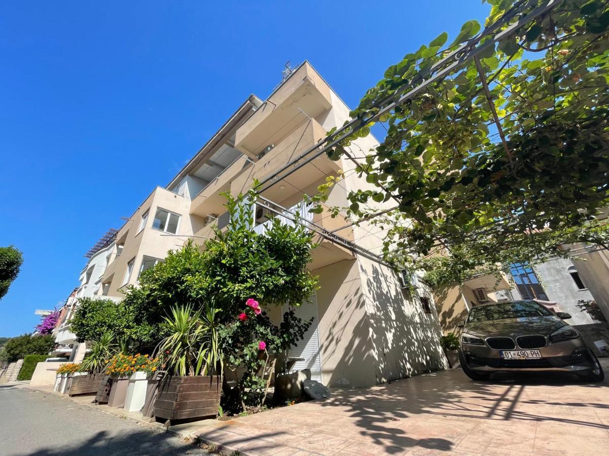 Apartments Lati Улцин Екстериор снимка