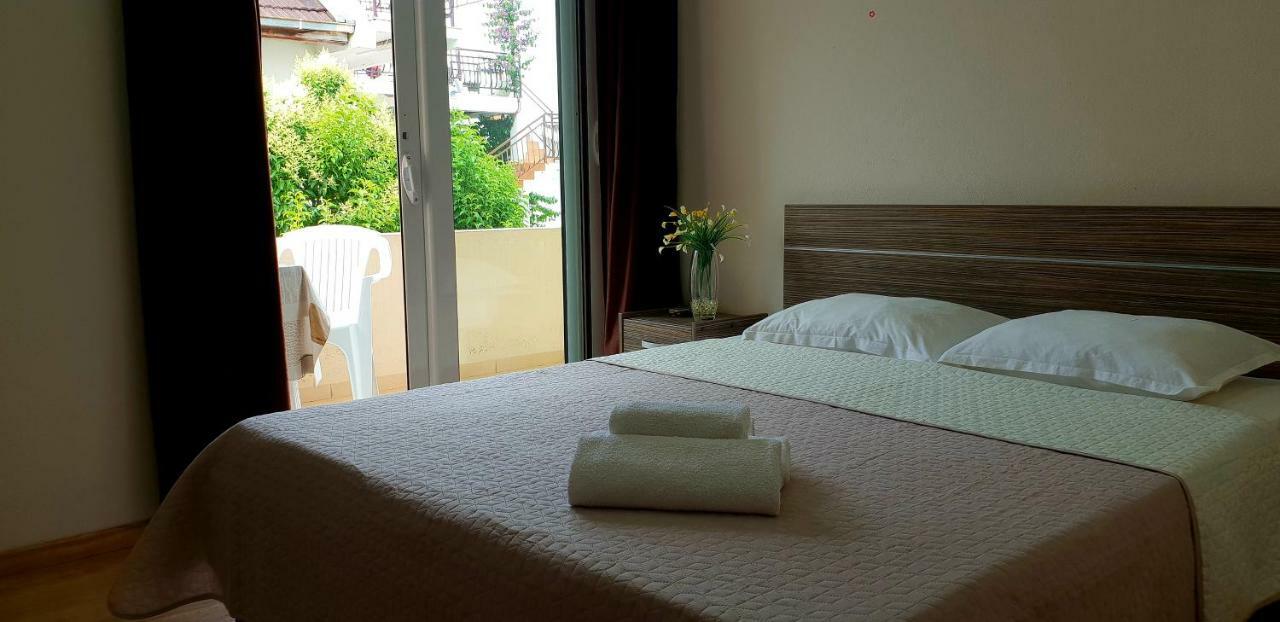 Apartments Lati Улцин Екстериор снимка